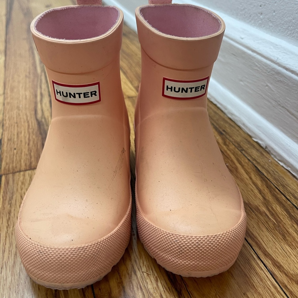 Hunter Kids Peach Rain Boots
